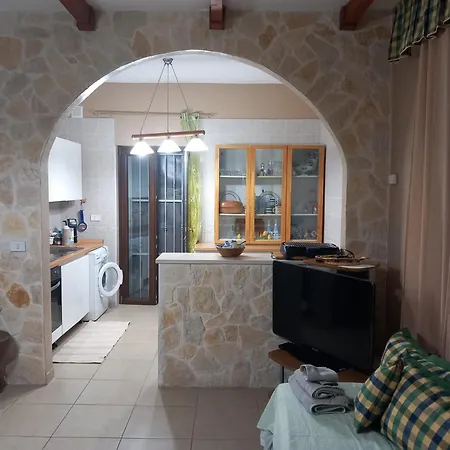 Paradiso House Torre Ovo